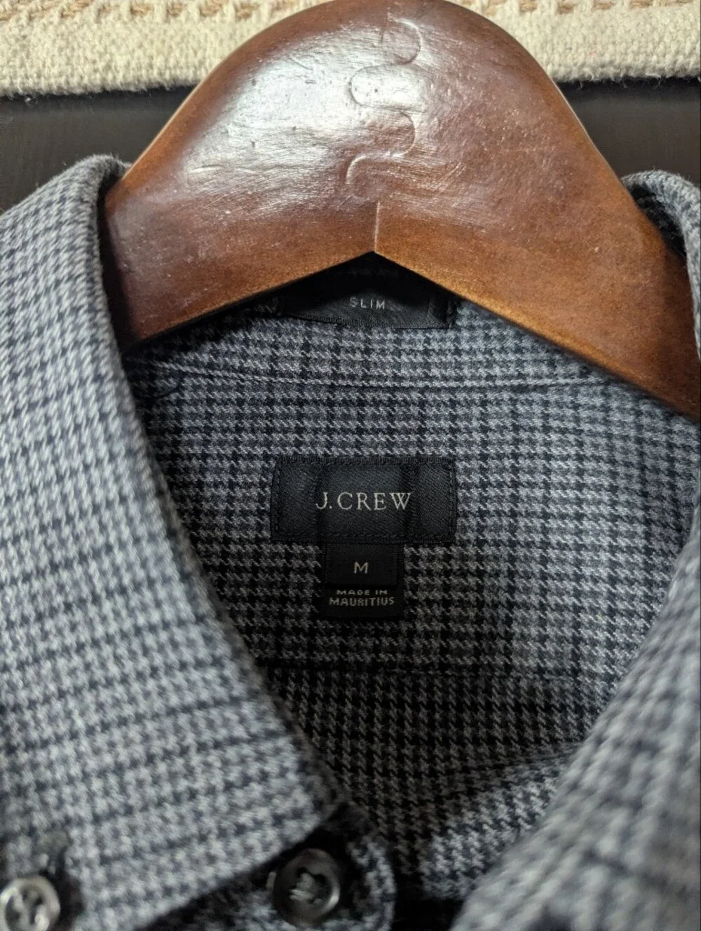 Men's J. Crew Gray and Black Micro-Check Flannel Shirt Size Medium 100% Cotton